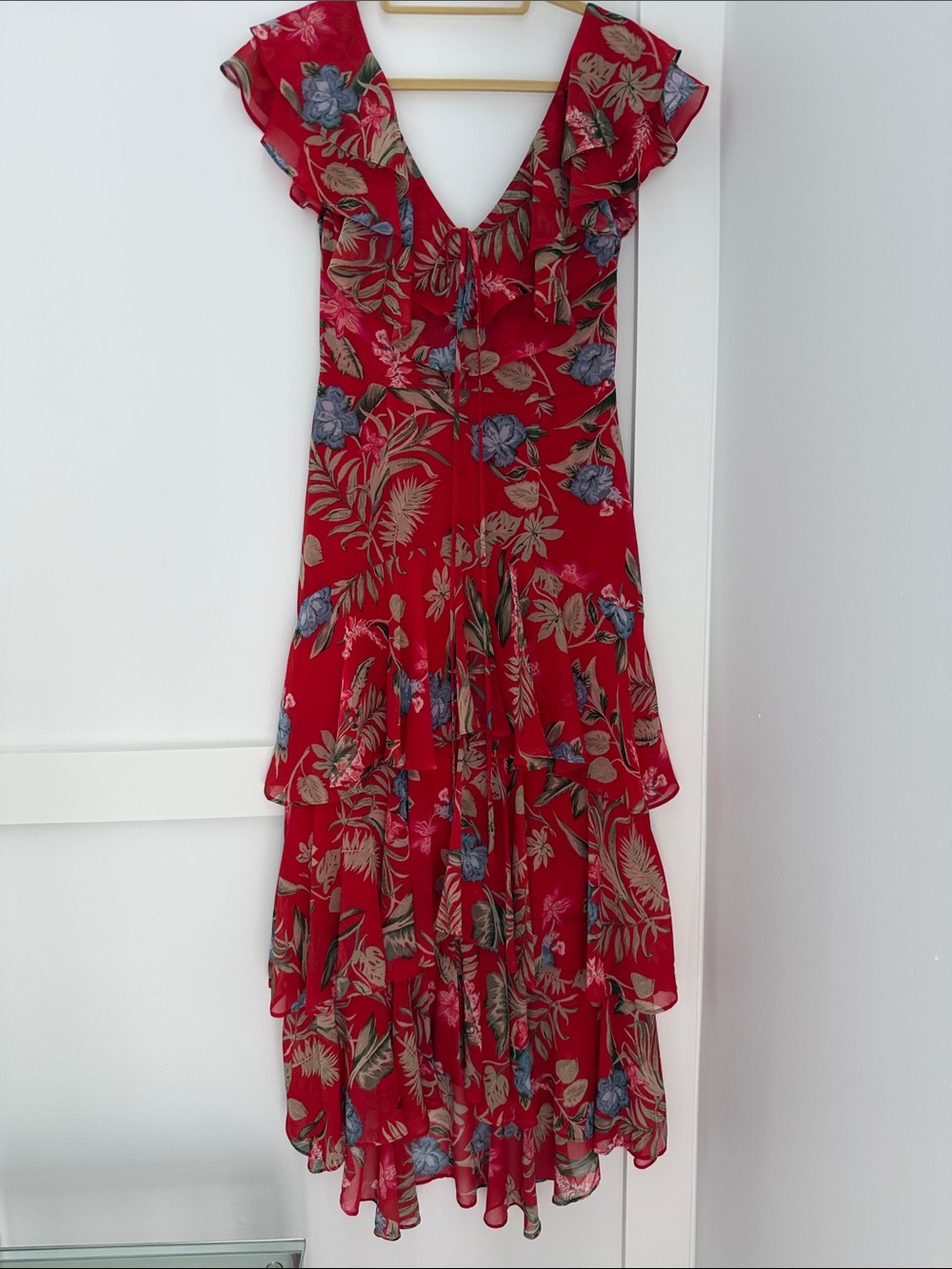 WAYF Red Floral V-Neck Ruffle Tiered Dress